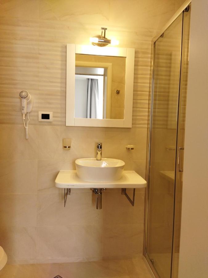 Hotel House K21 *